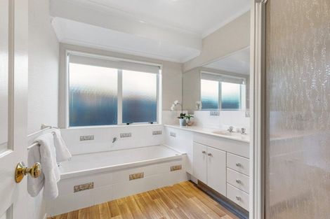 Photo of property in 1 Ranfurly Terrace, Pyes Pa, Tauranga, 3112