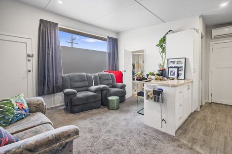 Photo of property in 61 Kirkcaldy Street, South Dunedin, Dunedin, 9012