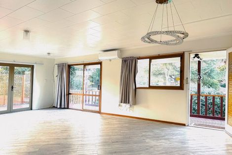 Photo of property in 2/13 Phoenix Place, Papatoetoe, Auckland, 2025