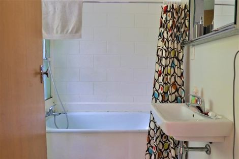 Photo of property in 6/14a Albert Road, Devonport, Auckland, 0624