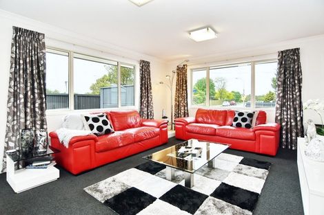 Photo of property in 147 Burwood Road, Burwood, Christchurch, 8083