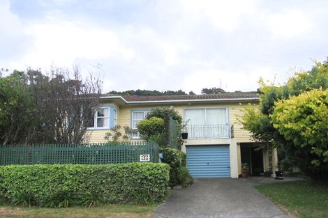 Photo of property in 37 Silverstream Road, Crofton Downs, Wellington, 6035
