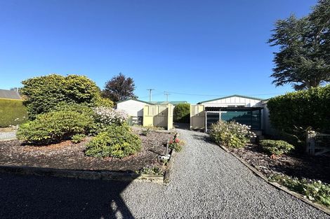 Photo of property in 2 Ridgwell Place, Stirling, 9231