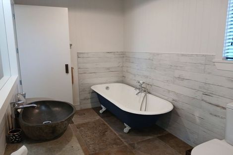 Photo of property in 14 Arran Lane, Jacks Point, Queenstown, 9371