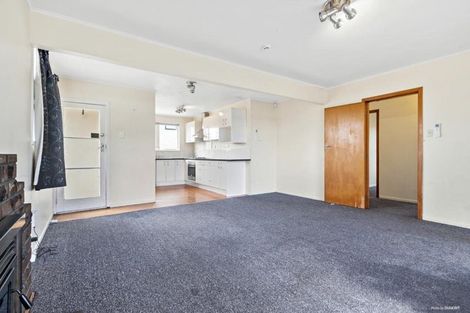 Photo of property in 4 Ranui Avenue, Ranui, Auckland, 0612