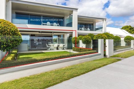 Photo of property in 2/225 Lake Terrace, Waipahihi, Taupo, 3330