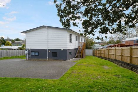 Photo of property in 51 Hindmarsh Street, Henderson, Auckland, 0612