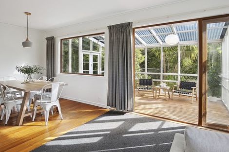 Photo of property in 55 Makara Road, Karori, Wellington, 6012