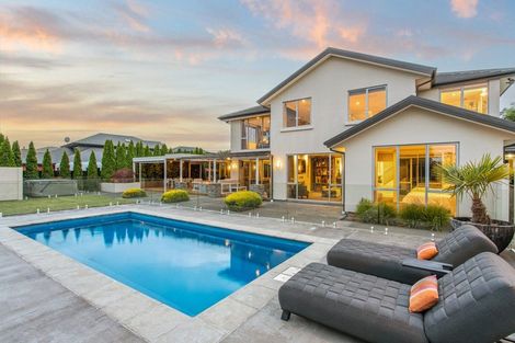 Photo of property in 16 Queenswood Gardens, Mairehau, Christchurch, 8052