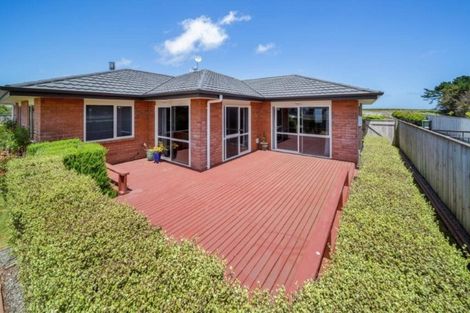 Photo of property in 303 Glover Road, Hawera, 4675