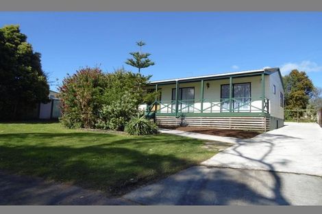 Photo of property in 8 Tyndrum Place, Highland Park, Auckland, 2010