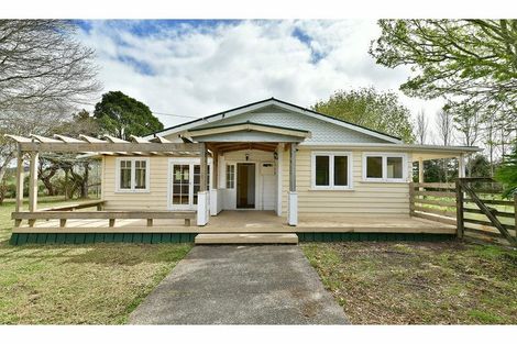 Photo of property in 2882 Kaipara Coast Highway, Glorit, Warkworth, 0984