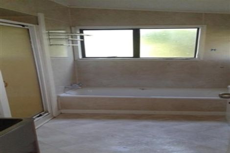 Photo of property in 2 Valley Road, Hikurangi, 0114