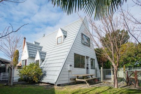 Photo of property in 7 Hamlin Place, Greenmeadows, Napier, 4112
