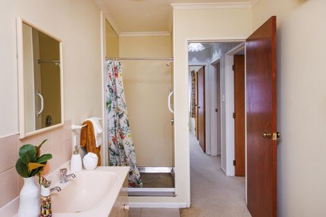 Photo of property in 9 Churchill Avenue, Hokowhitu, Palmerston North, 4410