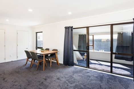 Photo of property in 4 Ngarimu Street, Roslyn, Palmerston North, 4414