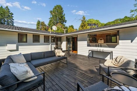 Photo of property in 135 Plateau Road, Te Marua, Upper Hutt, 5018