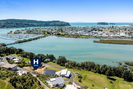 Photo of property in 6/135 Waireka Place, Whangamata, 3620