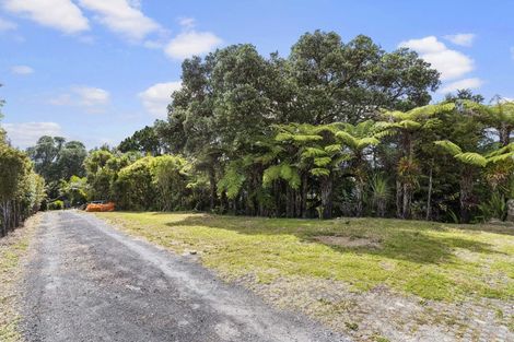 Photo of property in 21a Cleve Road, Green Bay, Auckland, 0604