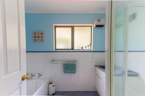 Photo of property in 38 Durie Vale Road, Durie Hill, Whanganui, 4500