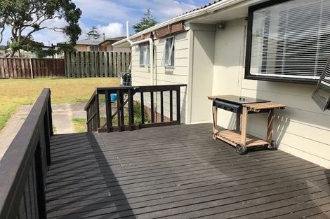 Photo of property in 30 Glynnbrooke Street, Te Atatu South, Auckland, 0610