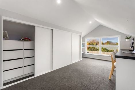 Photo of property in 102 Idris Road, Bryndwr, Christchurch, 8052