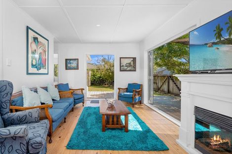Photo of property in 207a The Square, Whangamata, 3620