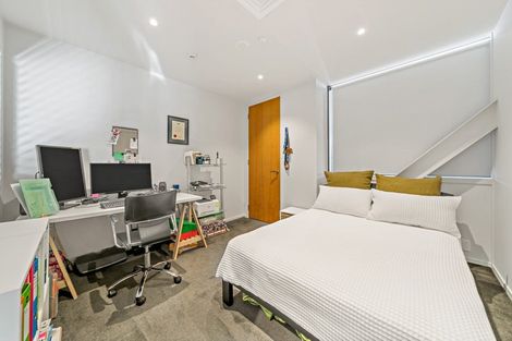 Photo of property in 9c/2 Saint Martins Lane, Grafton, Auckland, 1010