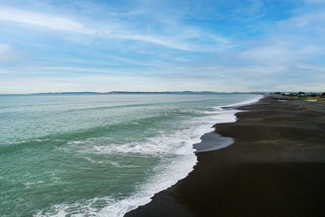 Photo of property in 33 Pohutukawa Drive, Eskdale, Napier, 4182