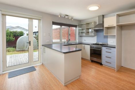 Photo of property in 105 Bay View Road, South Dunedin, Dunedin, 9012