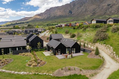 Photo of property in 7 Mckenzies Shute, Jacks Point, Queenstown, 9371