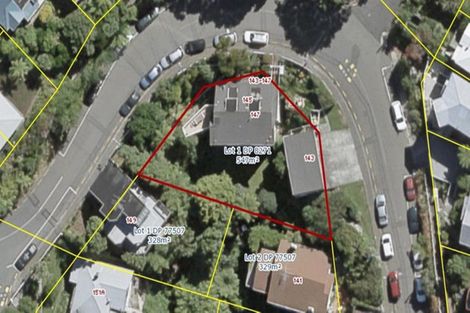 Photo of property in 145 Kelburn Parade, Kelburn, Wellington, 6012