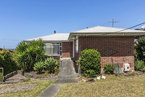Photo of property in 98a Arran Road, Browns Bay, Auckland, 0630