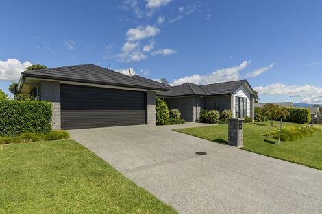 Photo of property in 26 Charlotte Drive, Omokoroa, 3114