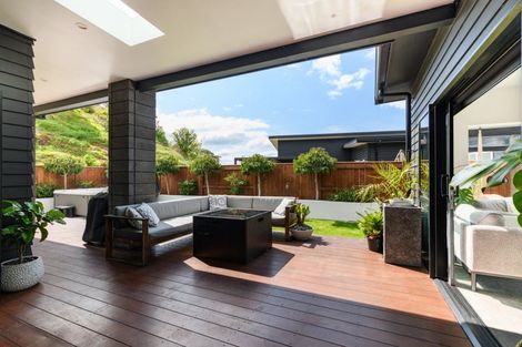 Photo of property in 35 Freedom Drive, Kelvin Grove, Palmerston North, 4414