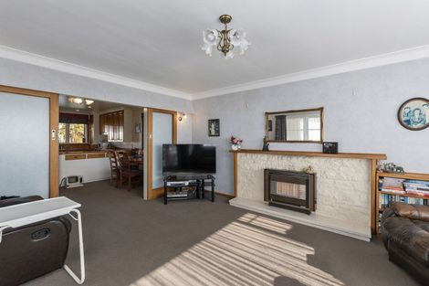 Photo of property in 94 Bartholomew Road, Levin, 5510