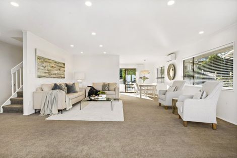 Photo of property in 86 Hebron Road, Waiake, Auckland, 0630