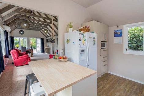 Photo of property in 52a Te Moana Road, Waikanae Beach, Waikanae, 5036