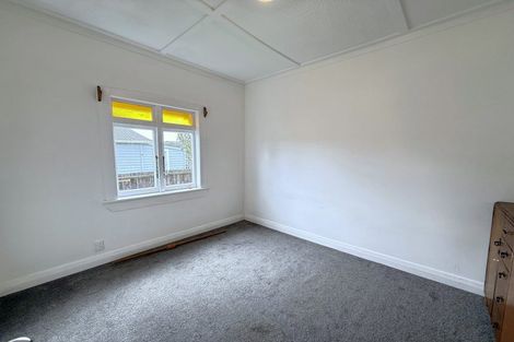 Photo of property in 11 Clayburn Road, Glen Eden, Auckland, 0602