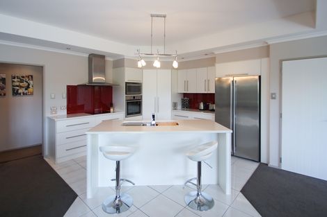 Photo of property in 10 North Ridge Drive, Oamaru North, Oamaru, 9400