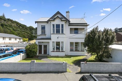 Photo of property in 186 Queen Street North, North Dunedin, Dunedin, 9016