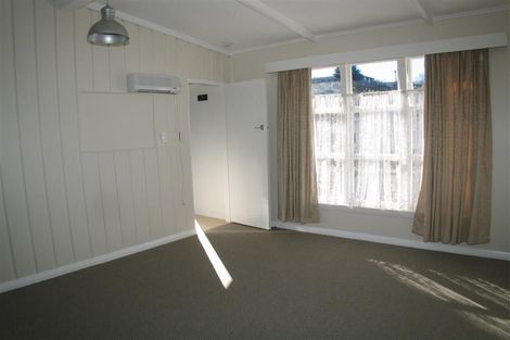 Photo of property in 8/93 Waikawa Road, Picton, 7220