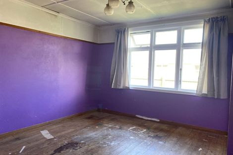 Photo of property in 90 Brougham Street, Westport, 7825