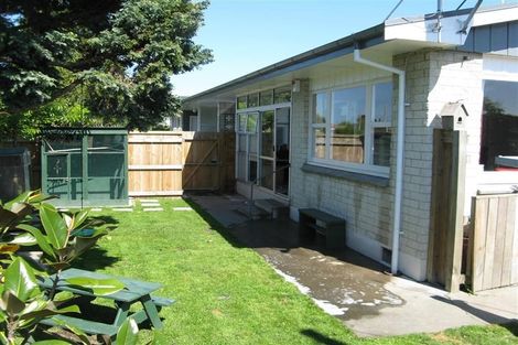 Photo of property in 217 Warwick Road, Mayfair, Hastings, 4122