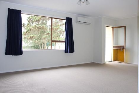 Photo of property in 44 Hyperion Drive, Randwick Park, Auckland, 2105