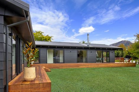 Photo of property in 8 Butel Avenue, Arrowtown, 9302