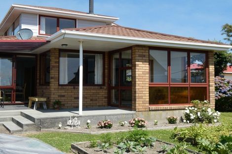 Photo of property in 22 Parfitt Place, Greymouth, 7805