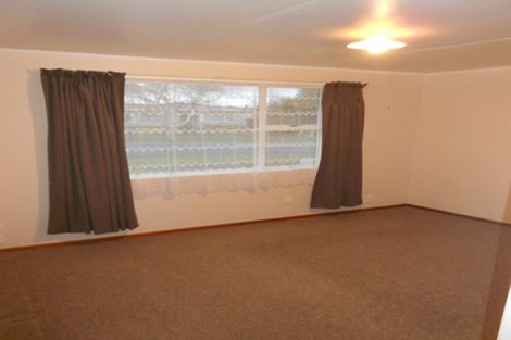 Photo of property in 37 Benmore Avenue, Cloverlea, Palmerston North, 4412
