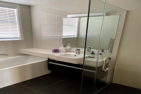 Photo of property in 56 Amaru Road, One Tree Hill, Auckland, 1061