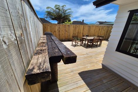 Photo of property in 15a Barton Grove, Naenae, Lower Hutt, 5011